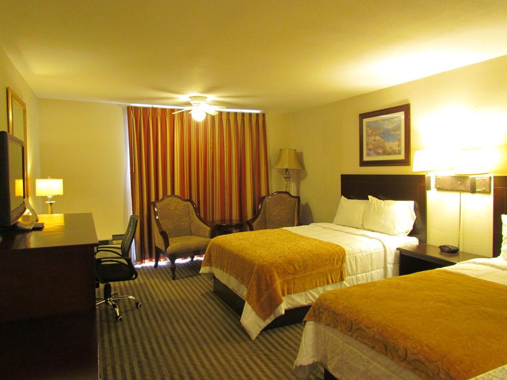 Romana Hotel - Houston Southwest エクステリア 写真